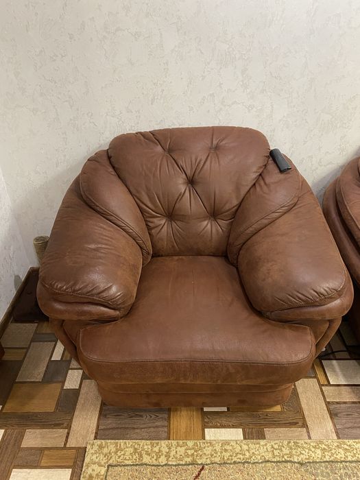 Диван в хорошем состоянии