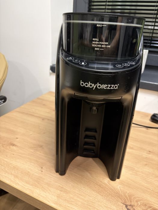 Baby Brezza expresor lapte praf