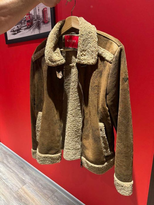 Зимно яке guess размер м