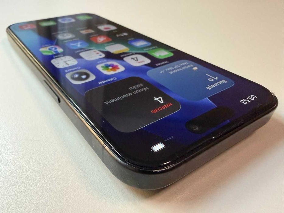  Apple / iPhone 15 Pro 256 Gb / Black Titanium