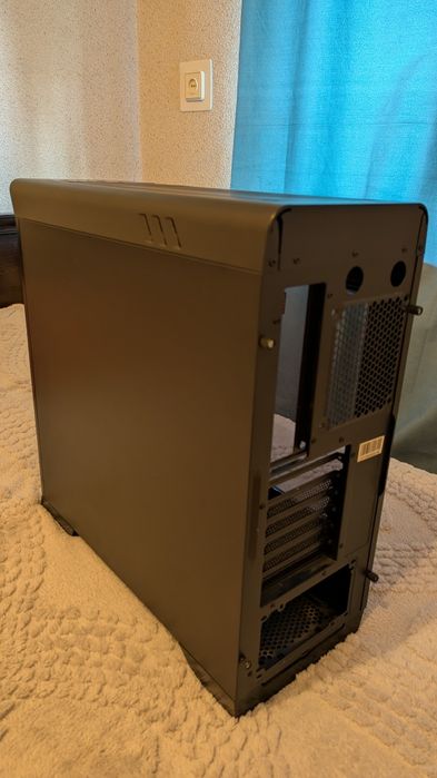 Обменяю кейс на блок питания