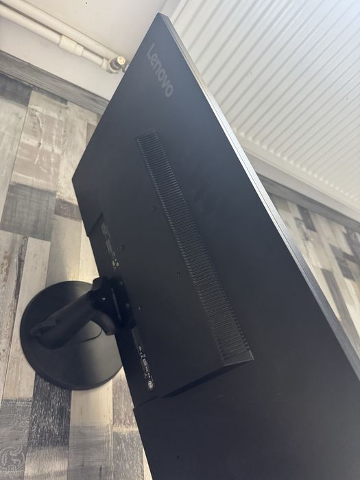 Monitor lenovo 27’in stare excelenta