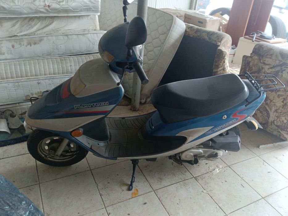 Скутер 50 кубика