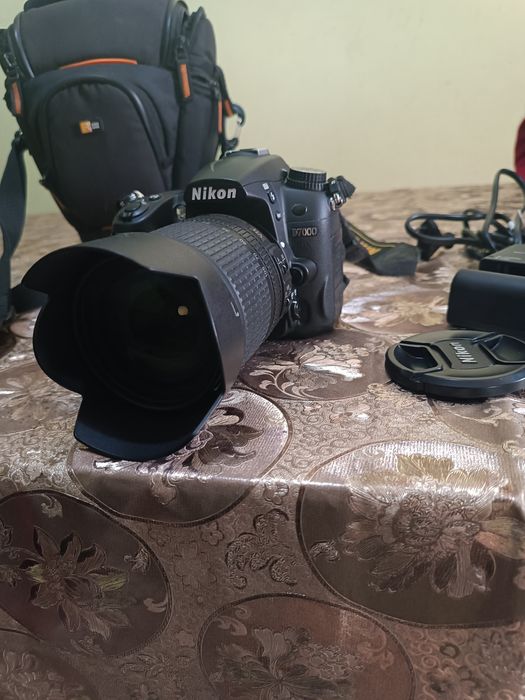 Nikon D7000 foto aparat