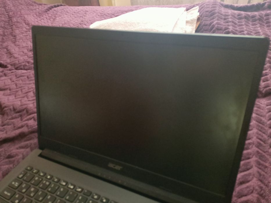 Продаю новый ноутбук