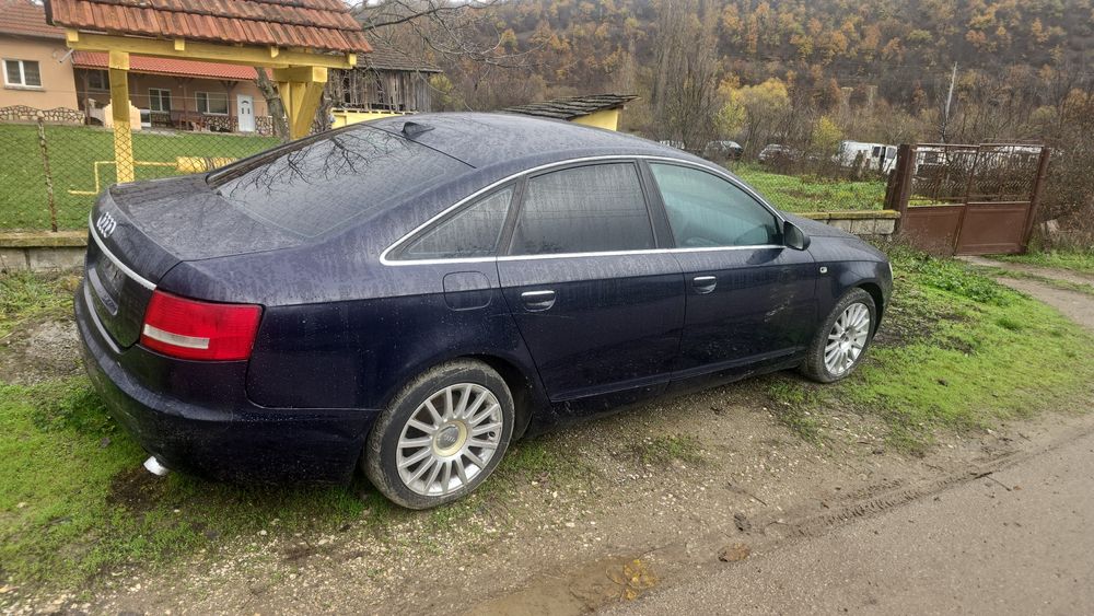 AUDI A6  Ауди аА6 2005година 3.0 дизел
