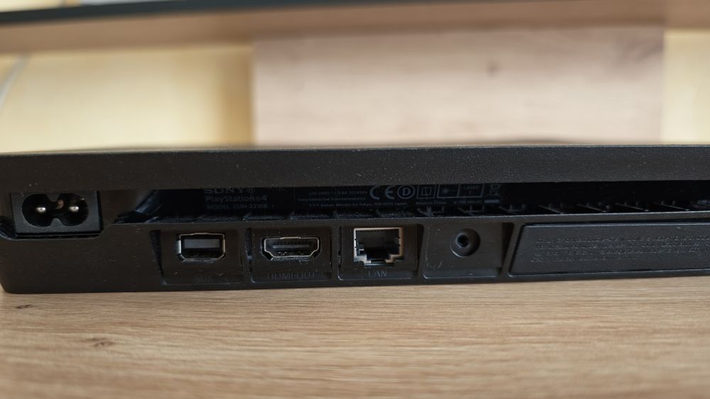 Playstation 4-ки ЗА ЧАСТИ