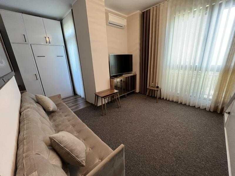 Дава се под наем Едностаен апартамент в Бургас, Зорница - 50 кв.м за 382.5 € - Снимка #3