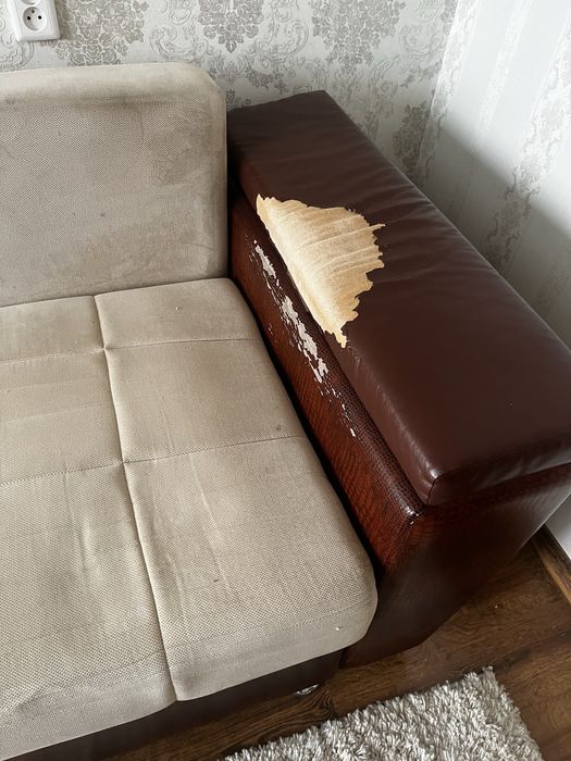 Отдам даром диван