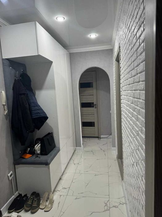 Продам 2 ком кварт в районе Океана