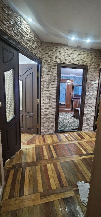 Fargona shaxar sentrda kvartira ijaraga beriladi Unversitet oldida