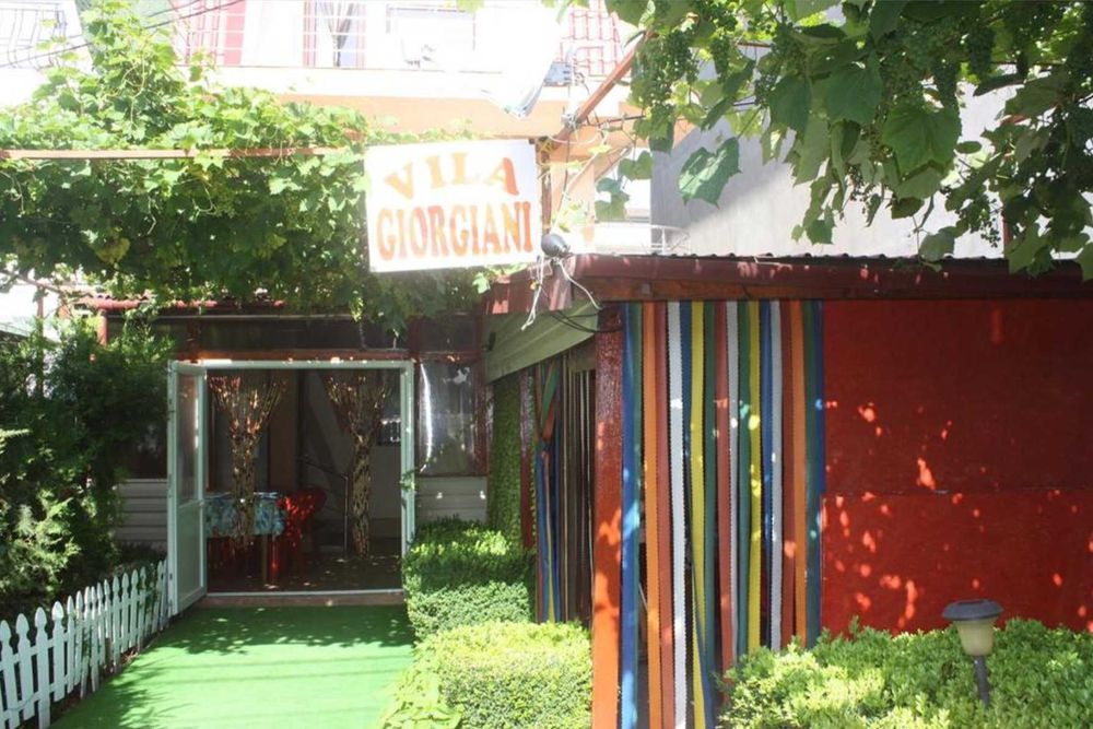 Oportunitate rară – Pensiune la 50m de plajă, Costinești (Beach Please & Nibiru)