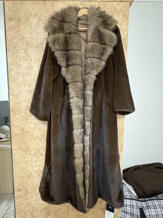 Продам эко шубы длинные