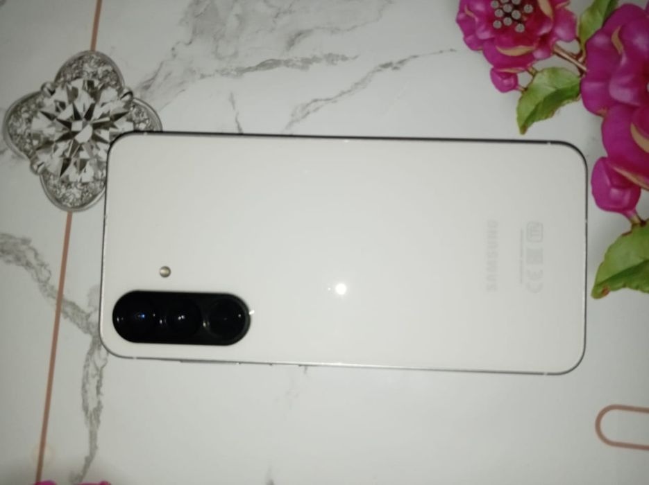 Обменяю самсунг а56