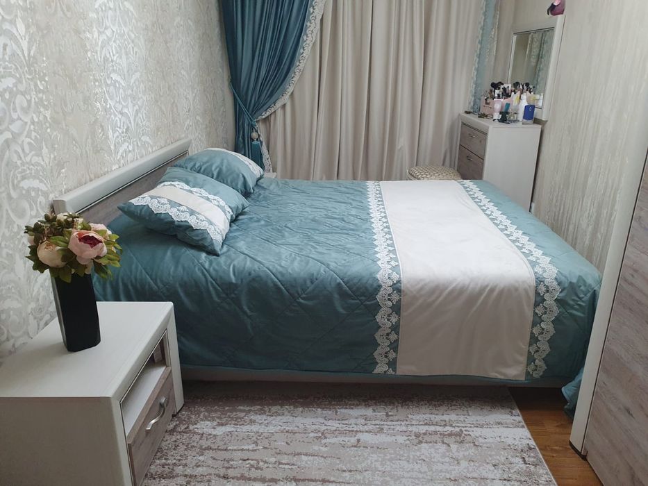 Продам комплект шторы и покрывала