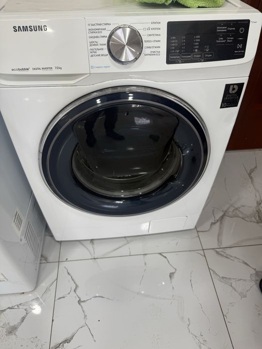 Продам стиральную машину Samsung 7kg.