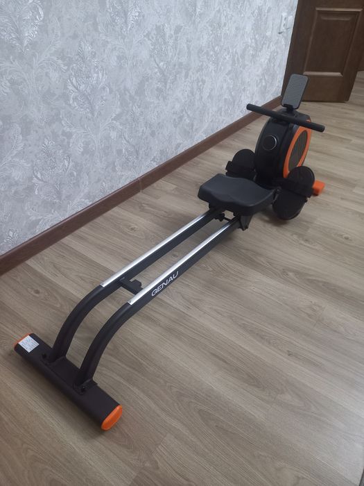 Гребной тренажер