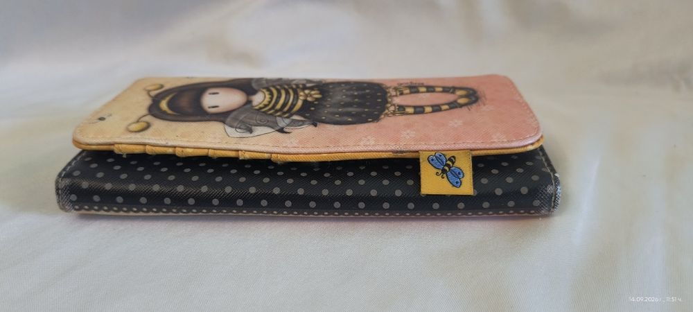 Оригинално голямо портмоне Santoro Gorjuss - модел Bee-Loved