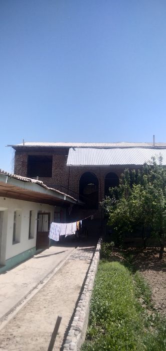 Сурочна 6 сотук каропка .саноат махаласида сотилади