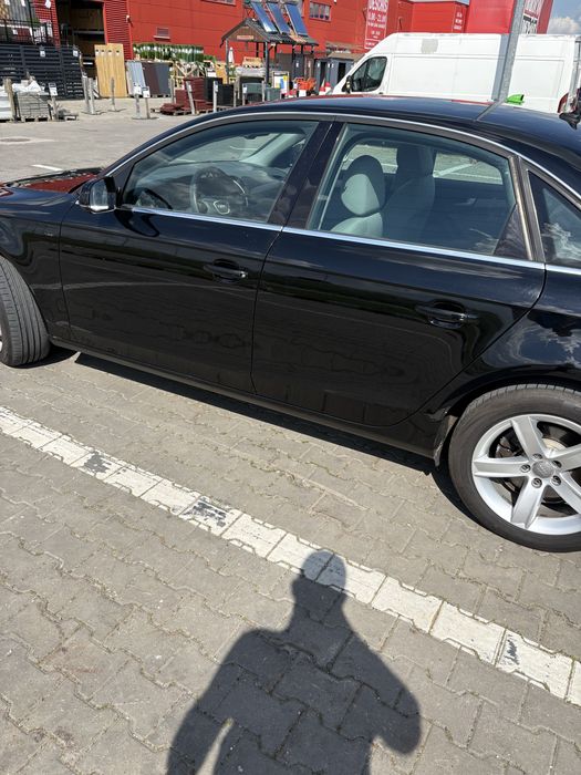Vând audi a4 b8 an fabricatie 2013