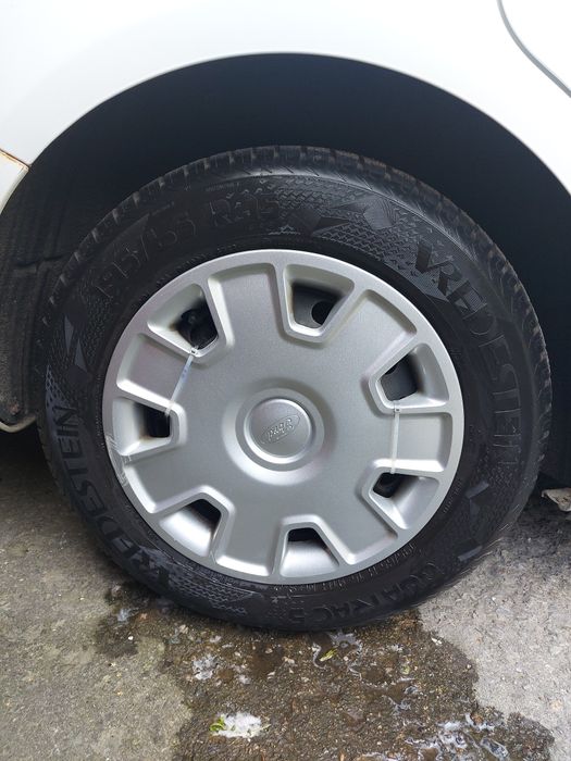 Vând roti tablă Ford 15" cu anvelope All Season