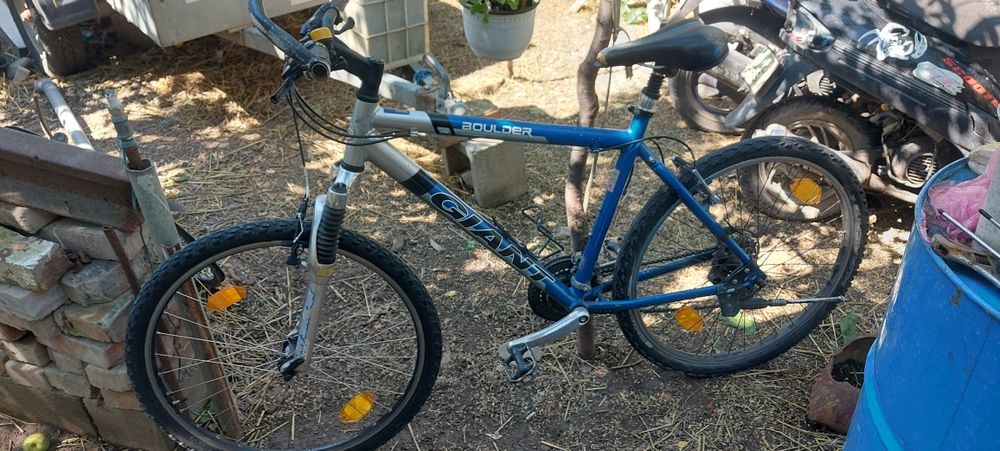 Bicicleta  adulti 26" cadru aluminiu  650 lei bucata