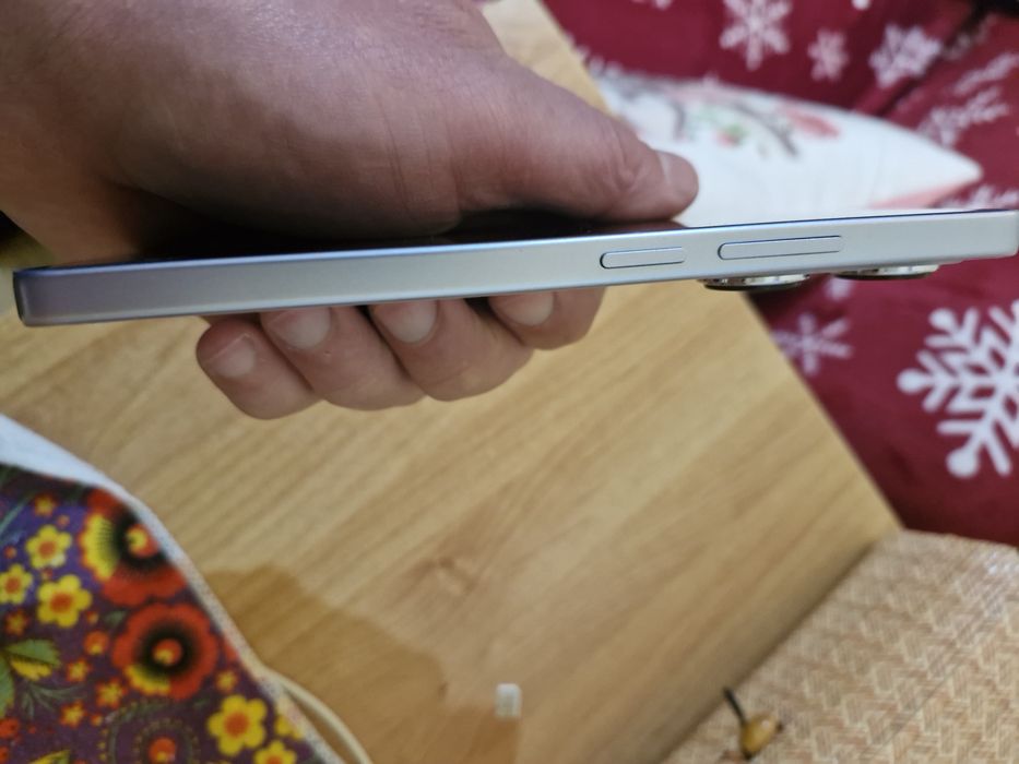 Телефон Redmi Note 14 S