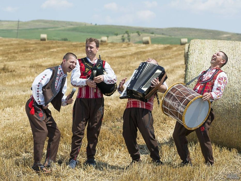 ,,Физиев бенд"- музика на живо