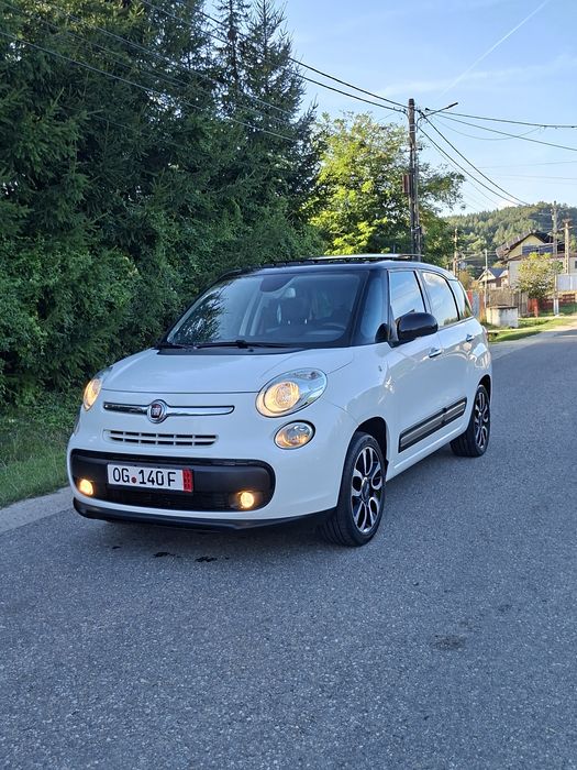 FIAT 500 LOUNGE * LIVING * 7 Locuri * EURO 6 * Panoramic Mare* Car Play * Tempomat* Navigatie * Climă * 0.9 Benzină * Piele * Pdc* Import 1 ZI* EURO 6