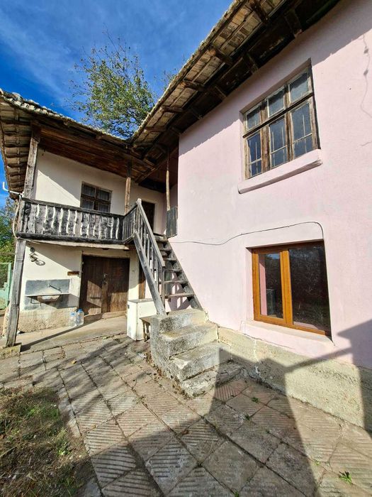 Продава се Къща в Търговище, Център - 213 кв.м за 306 €/кв.м - Снимка #5