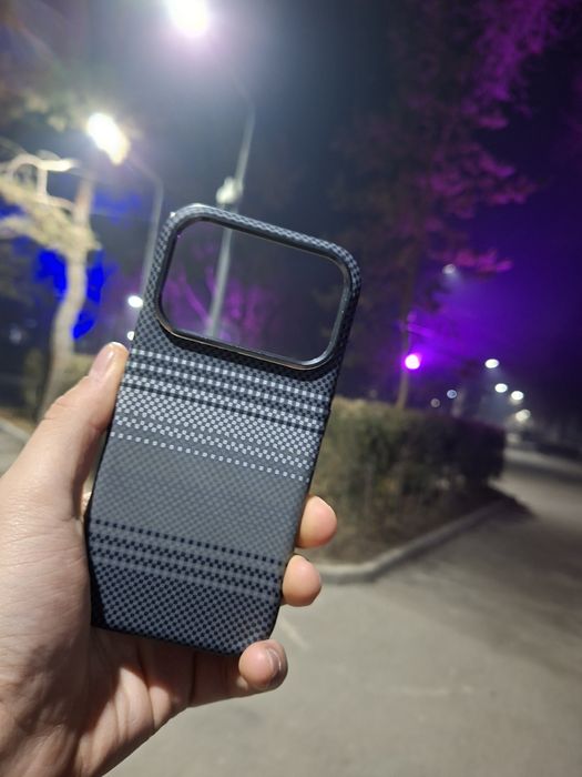 Продам чехол на айфон 17 про