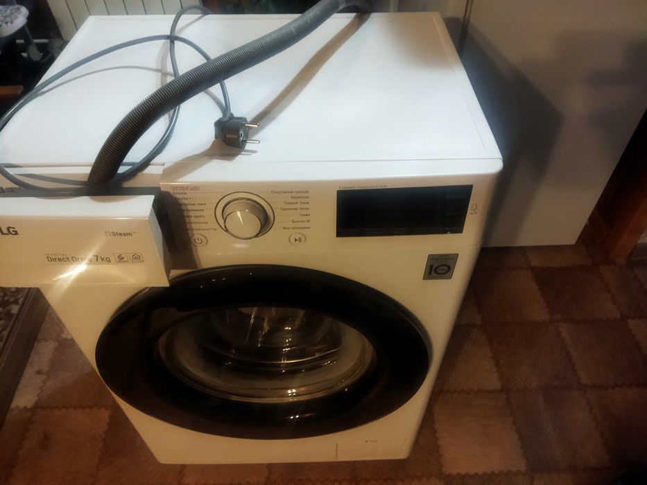 Машинка стиральная автомат