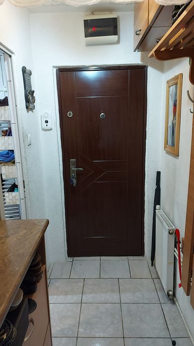 Vând apartament cu 2 camere