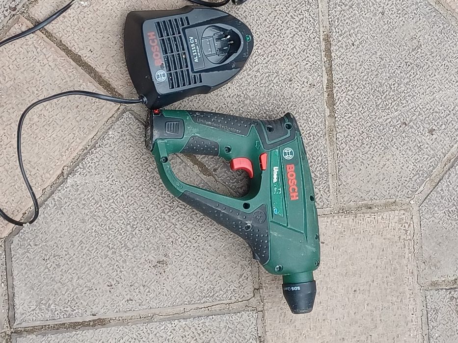 Rotopercutor Bosch UNEO in stare excelenta