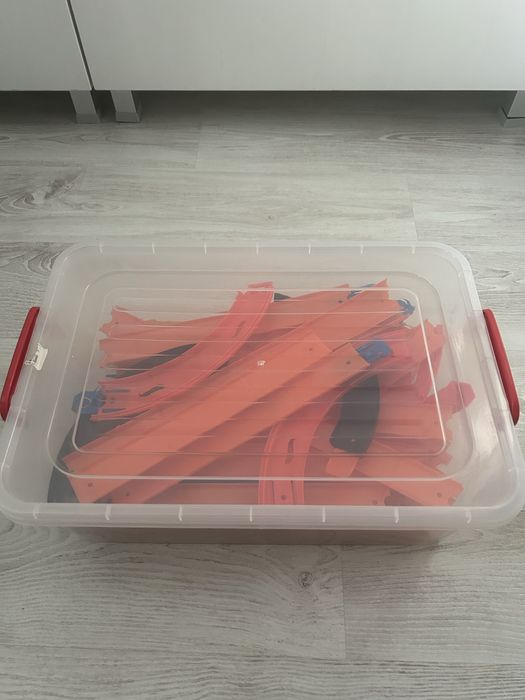 Piste pentru hotwheels