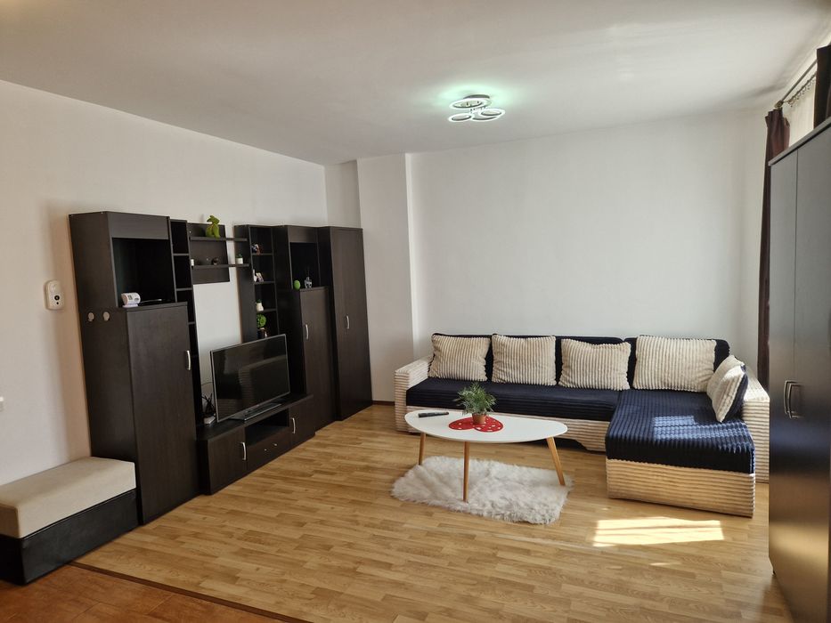 Garsoniera de inchiriat