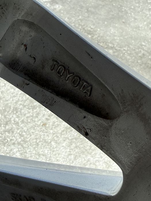 Диски камри оригинал