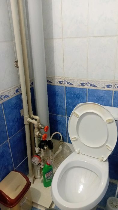 3х ком. кв. продам в 10мкр дом 35