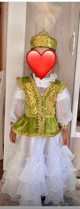 Продам казахские платья.