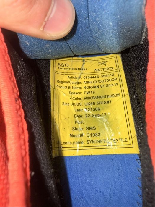 Arc’teryx Novran LD3 Vibram salomon lowa scarpa bocanci ghete salewa