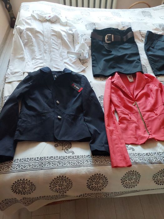 Пилжачки,рубашки,юбки