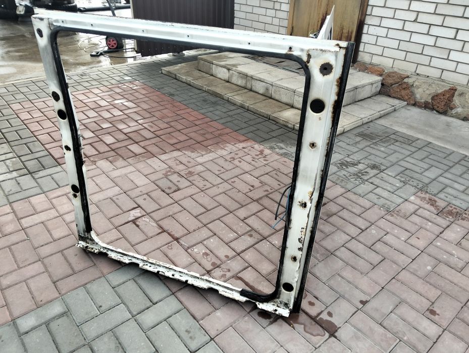 Дверь задний на уаз хантер