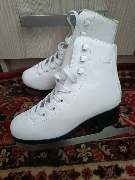 Продам коньки, 33 р.