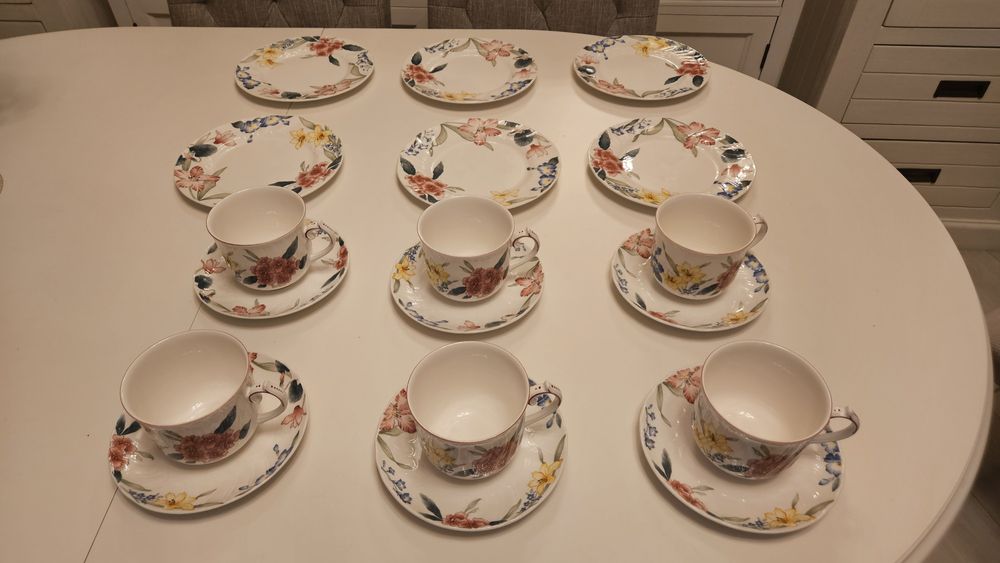 Set 6 persoane cafea ceai Villeroy Boch Model Flora Bella