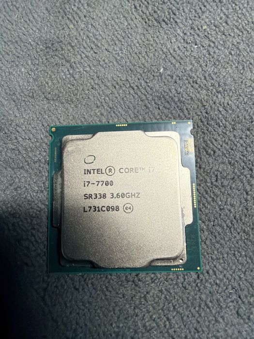 Procesor Intel i7 7700 3.6Ghz soclu 1151 v1