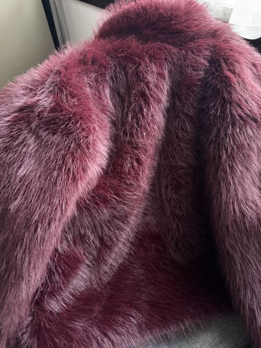 Елек естествен косъм, с невероятна мекота и стилна кройка