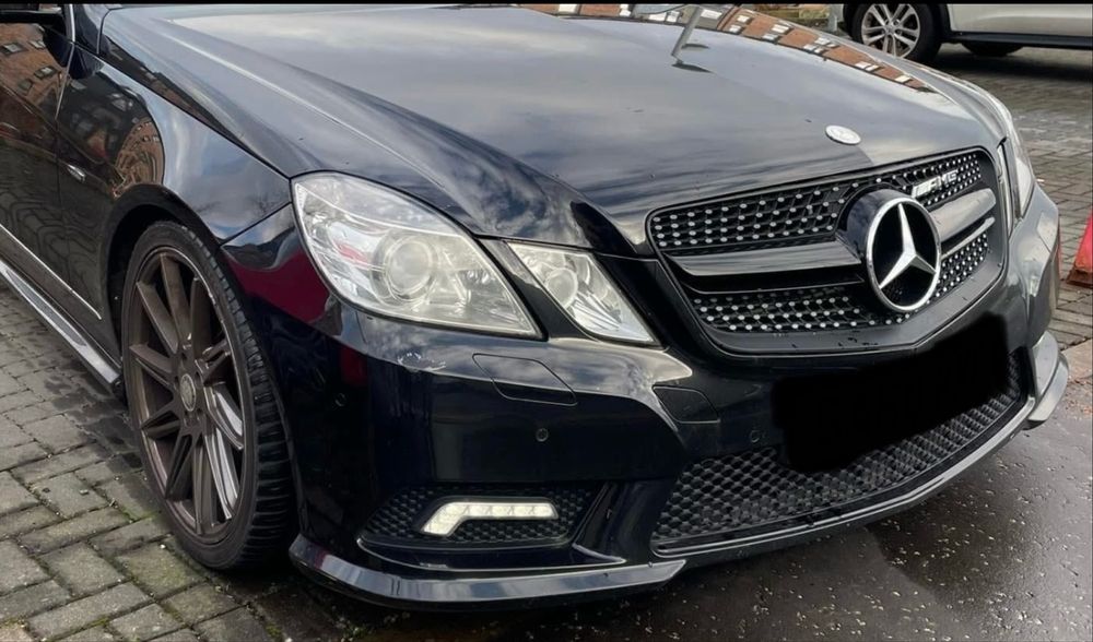 FATA E CLASS W212 AMG Bara capota aripi far Mercedes e220 e200 e250