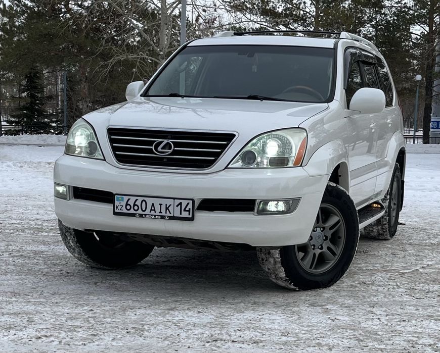 Lexus GX470.