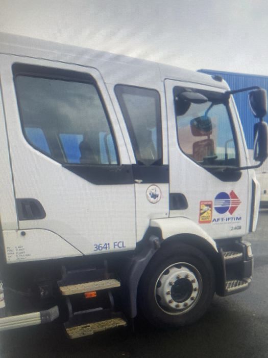 Renault Midlum Camion  Prelata Scoala Soferi