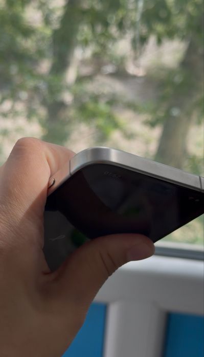Продам iPhone 15 Pro 512 GB